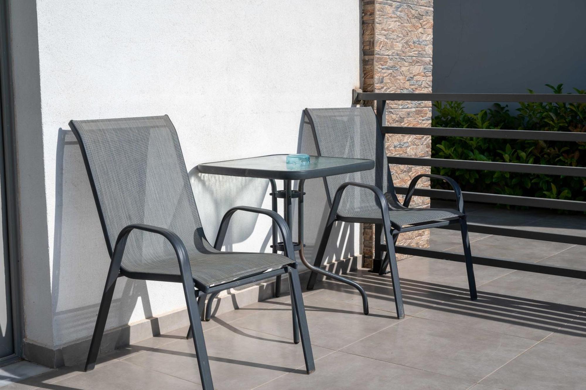 Finikas Suites & Apartments 10Min From Athens Airport Artemida  Exterior photo