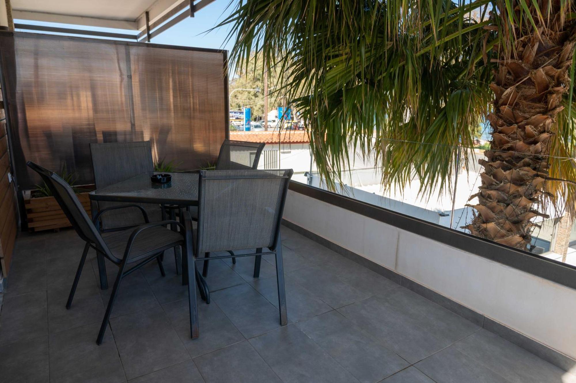 Finikas Suites & Apartments 10Min From Athens Airport Artemida  Exterior photo