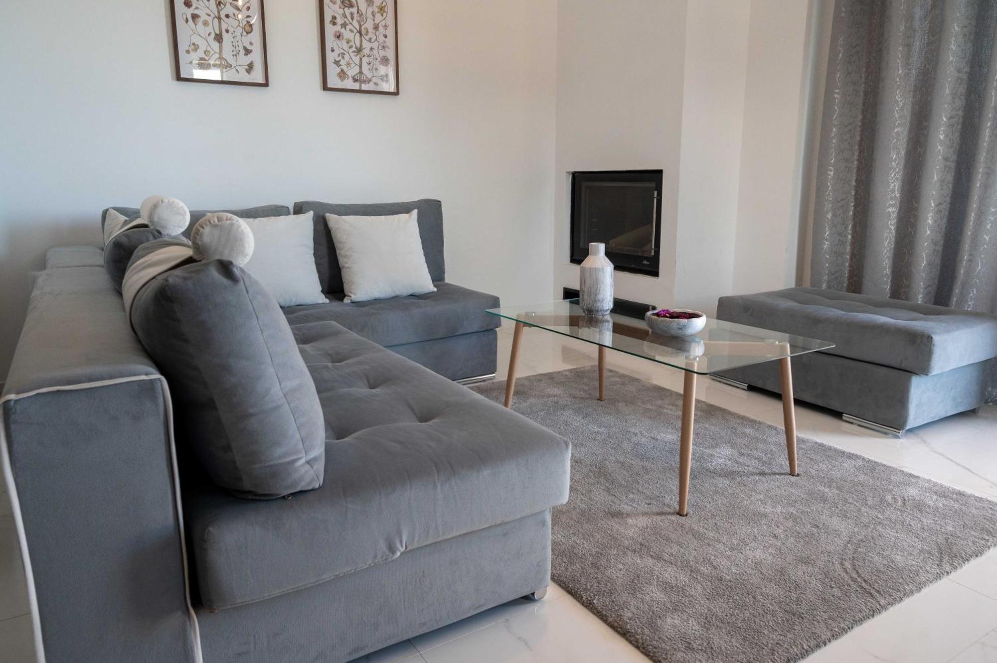 Finikas Suites & Apartments 10Min From Athens Airport Artemida  Exterior photo
